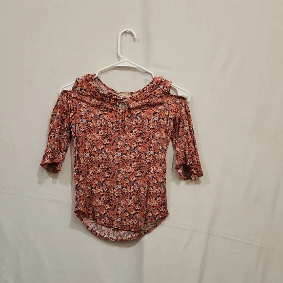 Top - Picture 1 of 3